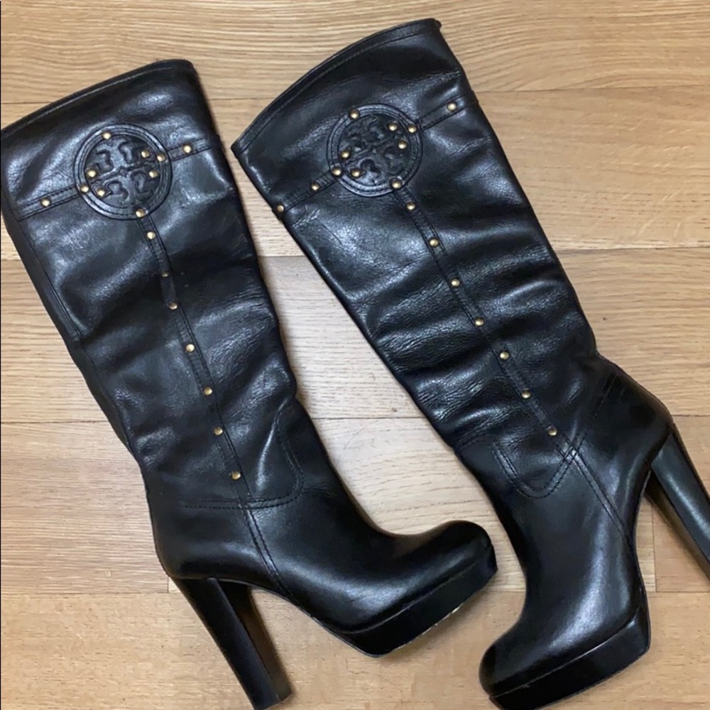 Gorgeous Knee High Black Tory Burch Boots